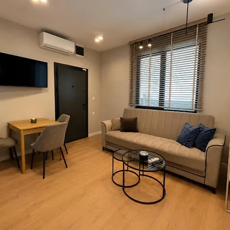 Boutique 1br | Center & Sea Garden Apartment *