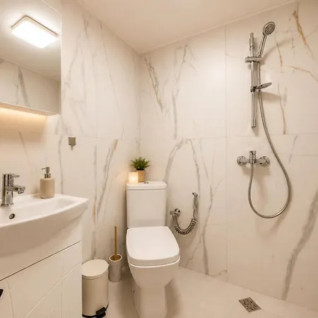 Boutique 1br | Center & Sea Garden Apartment *